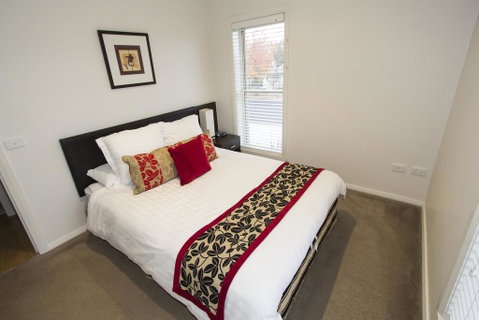 Stay Bathurst - Schoolies Week Accommodation 2