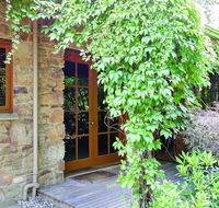 Stonehenge Retreat - Schoolies Week Accommodation