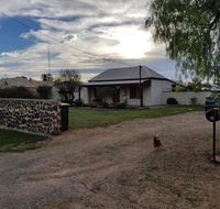 Stonewall Cottage - Schoolies Week Accommodation