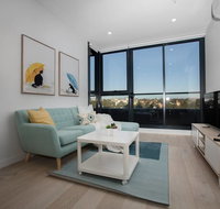 Stunning 2 bdrms APTParkville Free carparkwifi