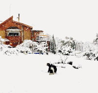 STUNNING HOME WITH AMAZING VIEWS - just 20 mins to the city and only 10 to MONA - Schoolies Week Accommodation