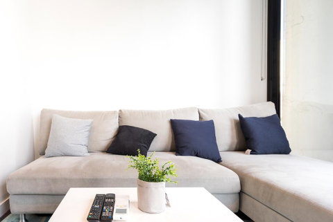 Stylish 1BR Apartment In Southbank - Schoolies Week Accommodation 1