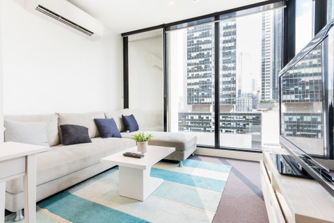 Stylish 1BR Apartment In Southbank - Schoolies Week Accommodation 0