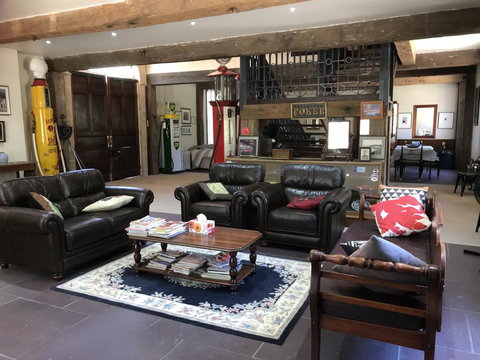 Sunset Cottages - Schoolies Week Accommodation 2