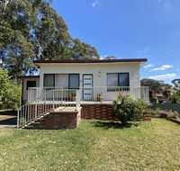 Surf Beach Sanctuary - Schoolies Week Accommodation