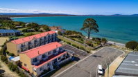 Book Swansea Accommodation Vacations Schoolies Week Accommodation Schoolies Week Accommodation