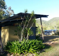 Sweetwater Lodge - Schoolies Week Accommodation