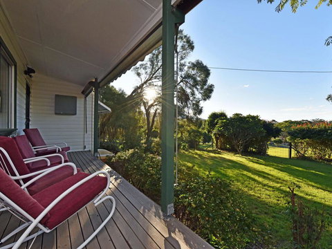 Tabitha Hill Cottage - Schoolies Week Accommodation 2