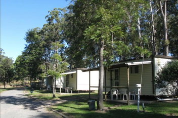 Tall Timbers Caravan Park Kempsey with Schoolies Week Accommodation