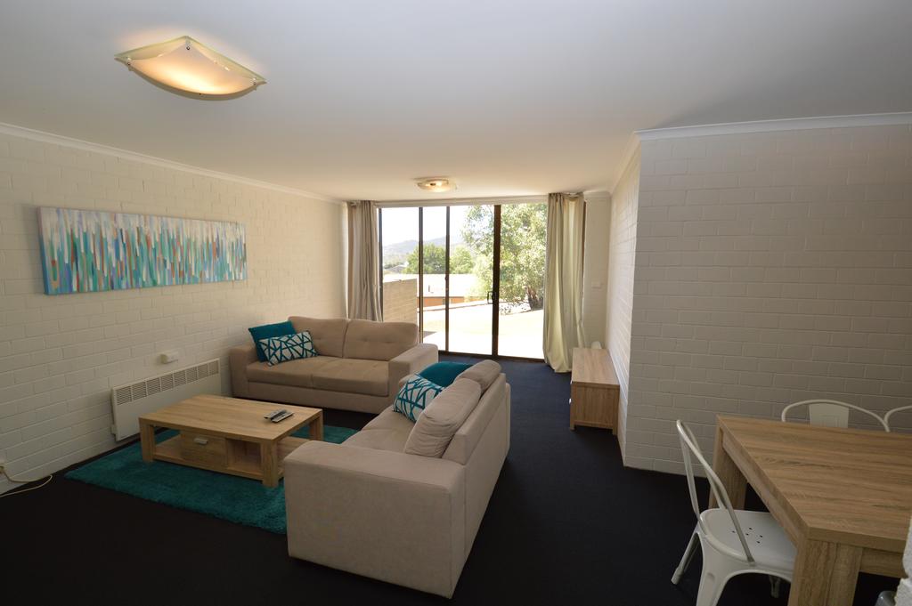 Find Southbank VIC Schoolies Week Accommodation