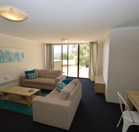 Tanderra 2 - Schoolies Week Accommodation