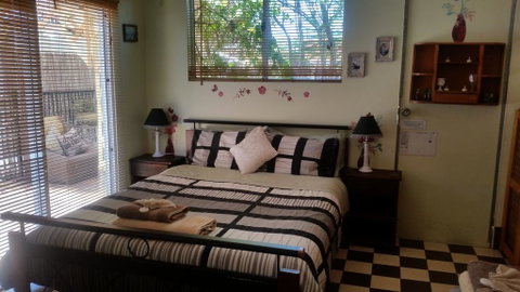 Tara Spa Apartments - Schoolies Week Accommodation 0