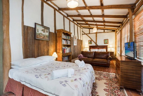 Taradale House Estate - Schoolies Week Accommodation 1