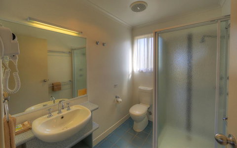 Tathra Beachside - Schoolies Week Accommodation 3