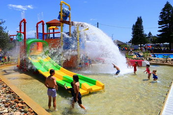 Tathra Beachside with Schoolies Week Accommodation