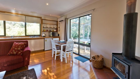 Parnella Kettering - Schoolies Week Accommodation 18