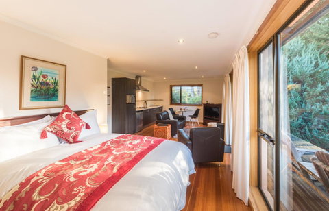 Parnella Kettering - Schoolies Week Accommodation 3