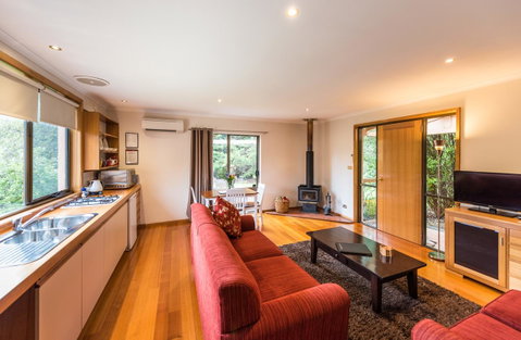 Parnella Kettering - Schoolies Week Accommodation 1
