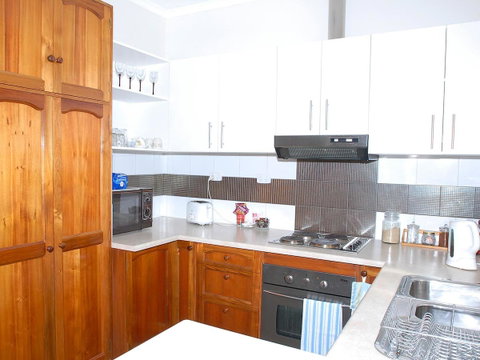 Oatlands Retreat - Schoolies Week Accommodation 7