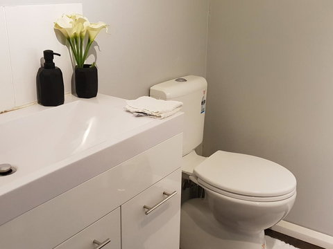 Lockleigh Park - Schoolies Week Accommodation 16