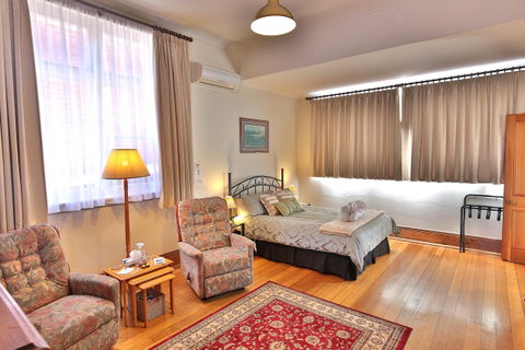Stamps Of Stanley - Schoolies Week Accommodation 15