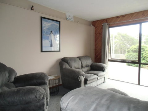 Harlea - Schoolies Week Accommodation 3