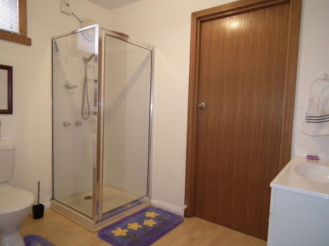 Harlea - Schoolies Week Accommodation 6
