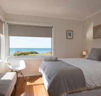 Penguin Beach House - Schoolies Week Accommodation