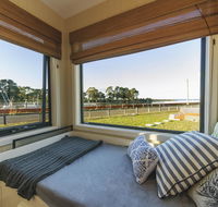 Coastal Pods Wynyard - Schoolies Week Accommodation