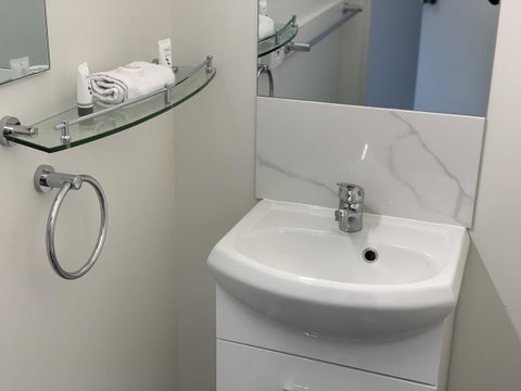 Orford Blue Waters Hotel - Schoolies Week Accommodation 3