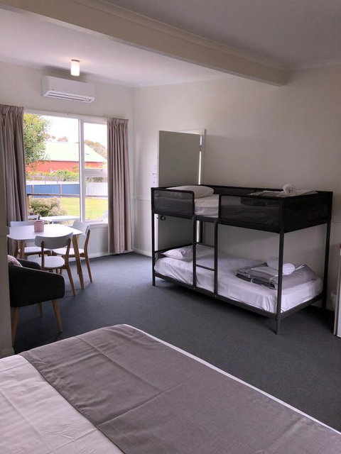 Orford Blue Waters Hotel - Schoolies Week Accommodation 28