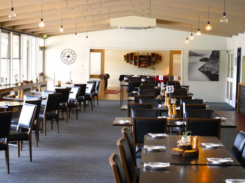 Pedder Wilderness Lodge - Schoolies Week Accommodation 6