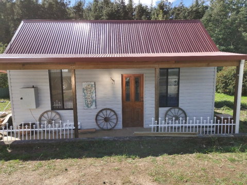 Wanderlust Cottage - Schoolies Week Accommodation 15
