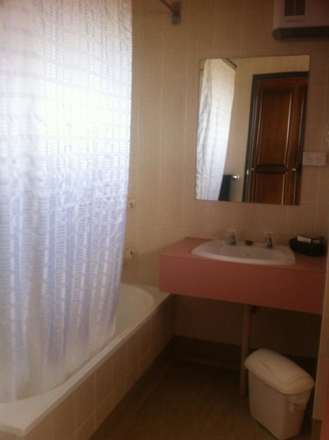 The Waterloo Hotel - Schoolies Week Accommodation 21