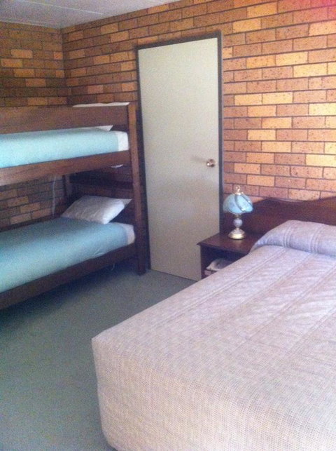 The Waterloo Hotel - Schoolies Week Accommodation 28