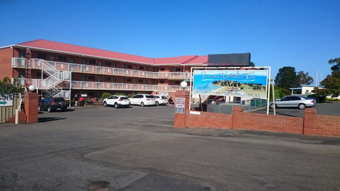 The Waterloo Hotel - Schoolies Week Accommodation 2