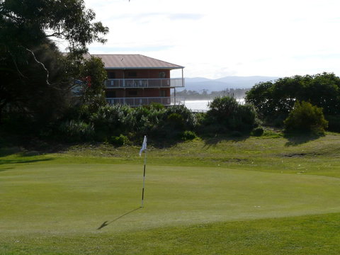The Waterloo Hotel - Schoolies Week Accommodation 27