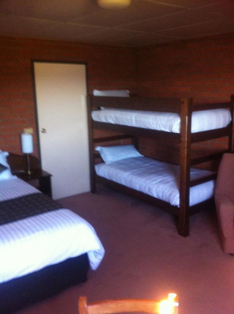 The Waterloo Hotel - Schoolies Week Accommodation 33