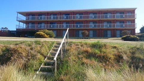 The Waterloo Hotel - Schoolies Week Accommodation 4