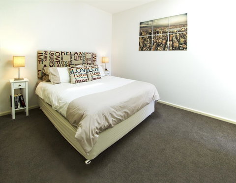 Bellerive Marina View Apartments No 28 - Schoolies Week Accommodation 14
