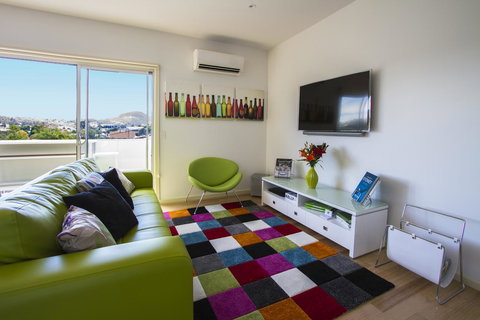 Bellerive Marina View Apartments No 28 - Schoolies Week Accommodation 0