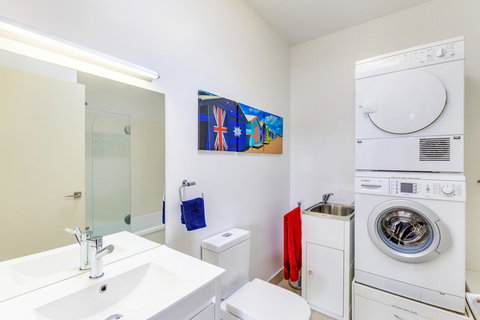 Bellerive Marina View Apartments No 28 - Schoolies Week Accommodation 8