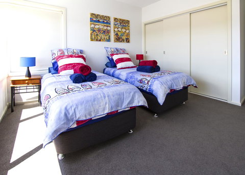 Bellerive Marina View Apartments No 28 - Schoolies Week Accommodation 13