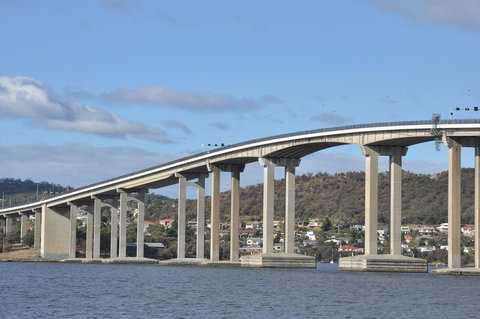 Bellerive Marina View Apartments No 28 - Schoolies Week Accommodation 25