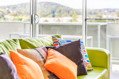 Bellerive Marina View Apartments No 28 - Schoolies Week Accommodation 4