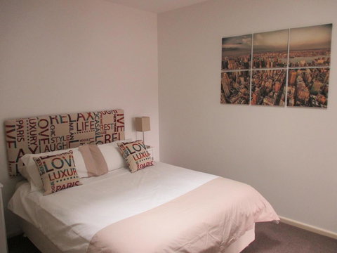 Bellerive Marina View Apartments No 28 - Schoolies Week Accommodation 16