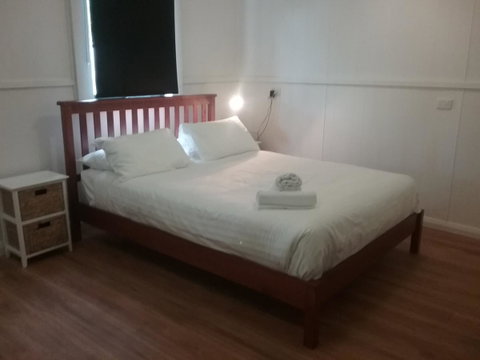 Tullah Tavern - Schoolies Week Accommodation 4