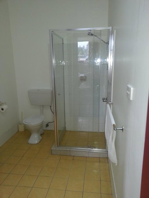 Tullah Tavern - Schoolies Week Accommodation 15