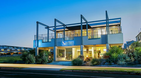 The Apollo - Schoolies Week Accommodation 28