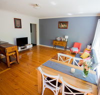 Flora Hill Creek Views - Schoolies Week Accommodation